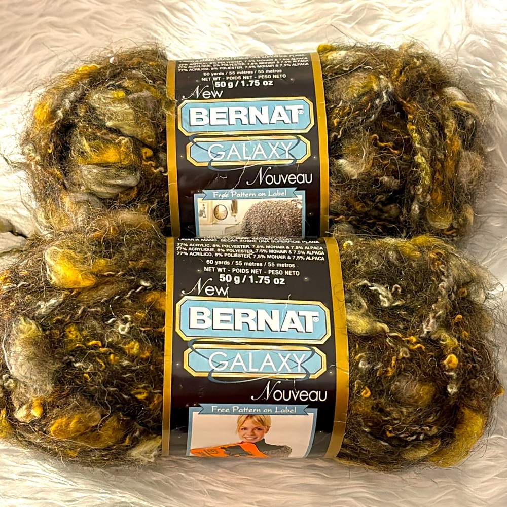New 2 skeins of BERNAT GALAXY super bulky 1.75 oz each
